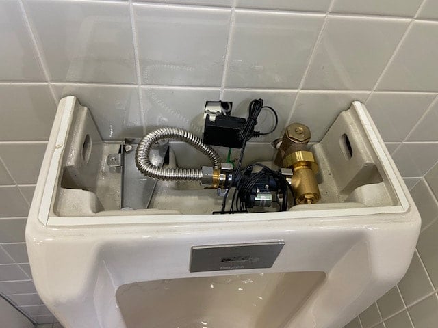 TOTO US301系小便器をなんとかする」の事例紹介 | （有）岡村水道 ...